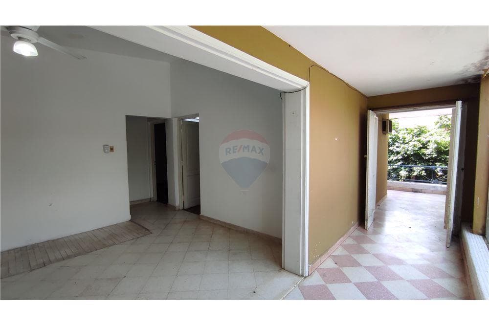 En venta - casa en esquina en barrio obrero, foto 2