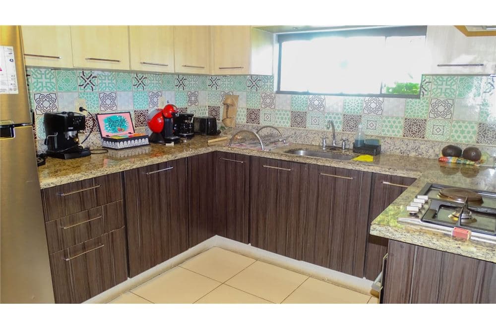 De hermosa casa en San Lorenzo con piscina, foto 4