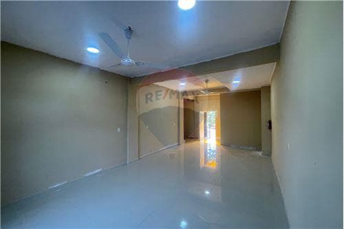 De local comercial, central limpio, foto 5
