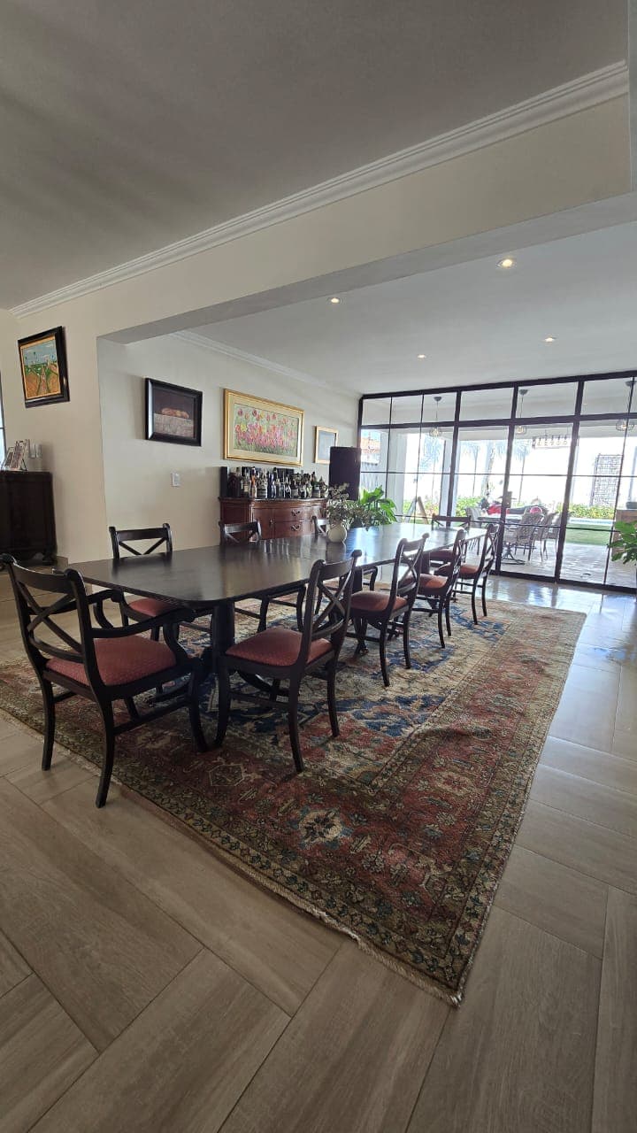 Excepcional Residencia De 600 M2 En El Barrio Mariscal López - Clho7261842, foto 3