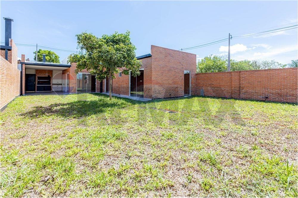 Casa - Venta - Luque, Paraguay, Vive feliz!, foto 2