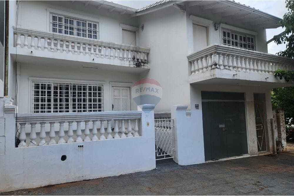 Casa - Alquiler - Seminario, Paraguay, foto 1