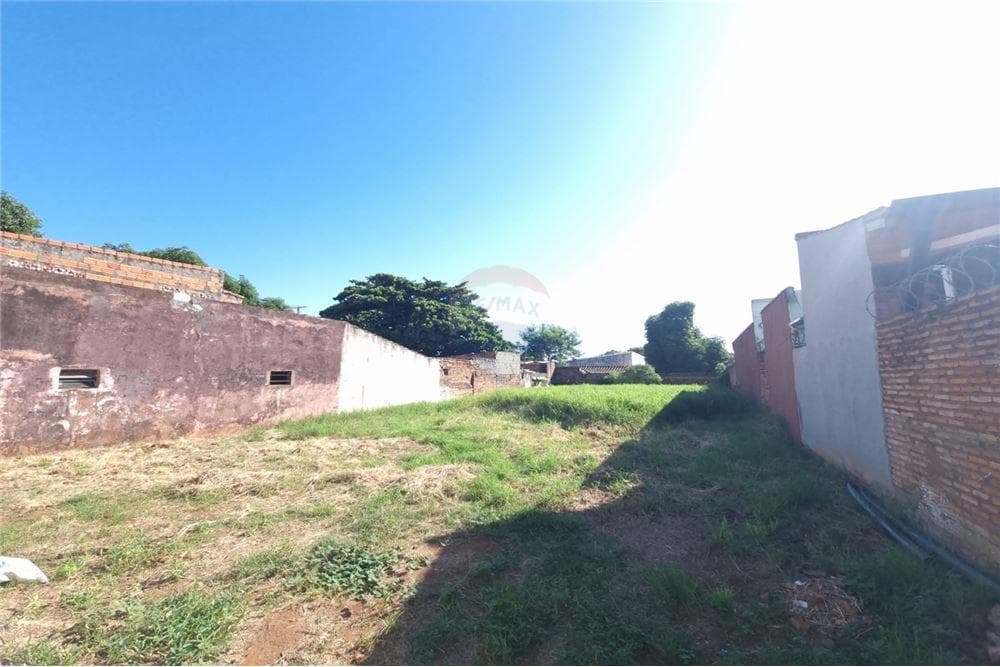 Terreno en Fernando de la Mora-z/sur, foto 1