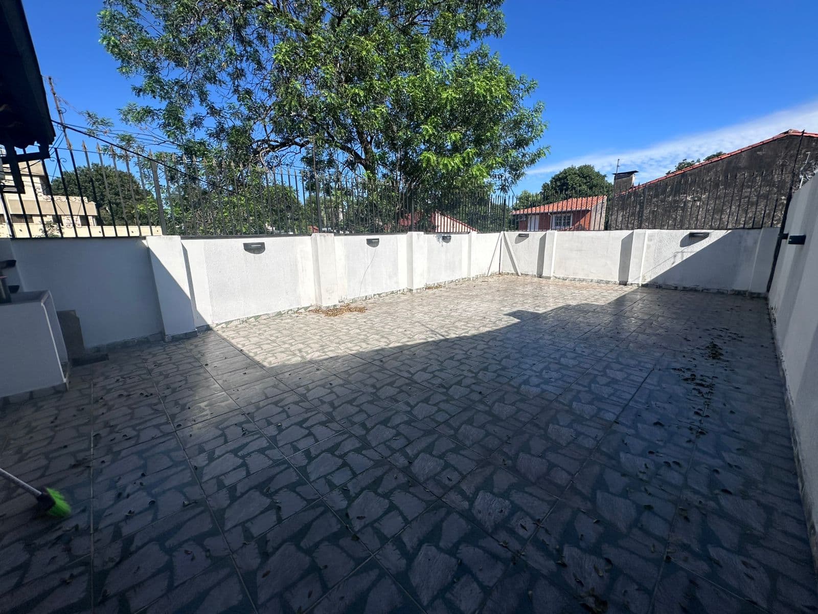 Casa totalmente amoblada – Lambaré, valle apuá II, foto 3