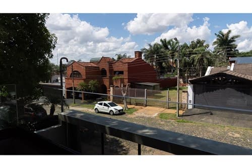 CASA Premium Barrio Mburucya, zona residencial, ASU — foto 3