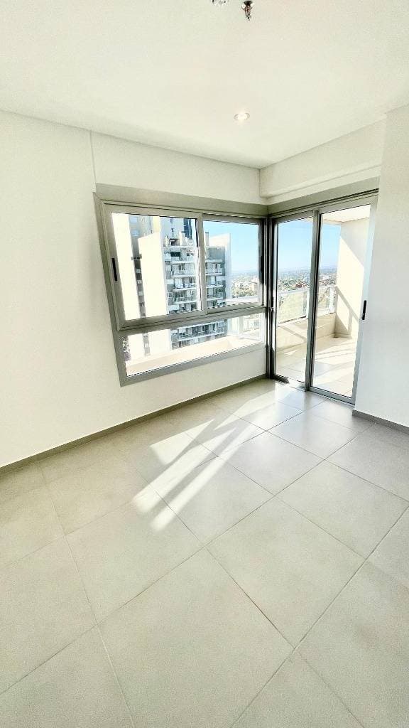 En alquiler departamento de 2 dormitorios sobre boggiani, foto 3