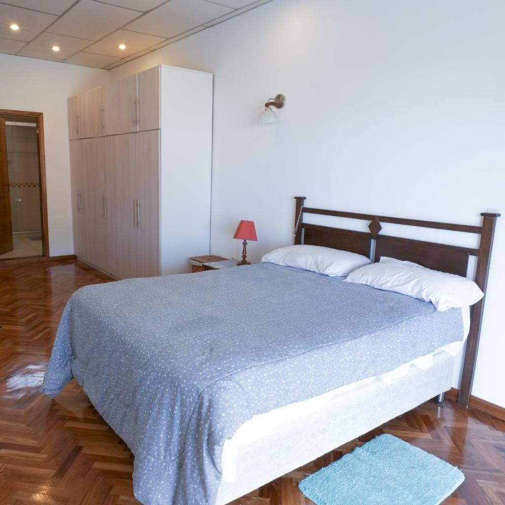 Hermosa residencia con piscina en barrio Jara, foto 3