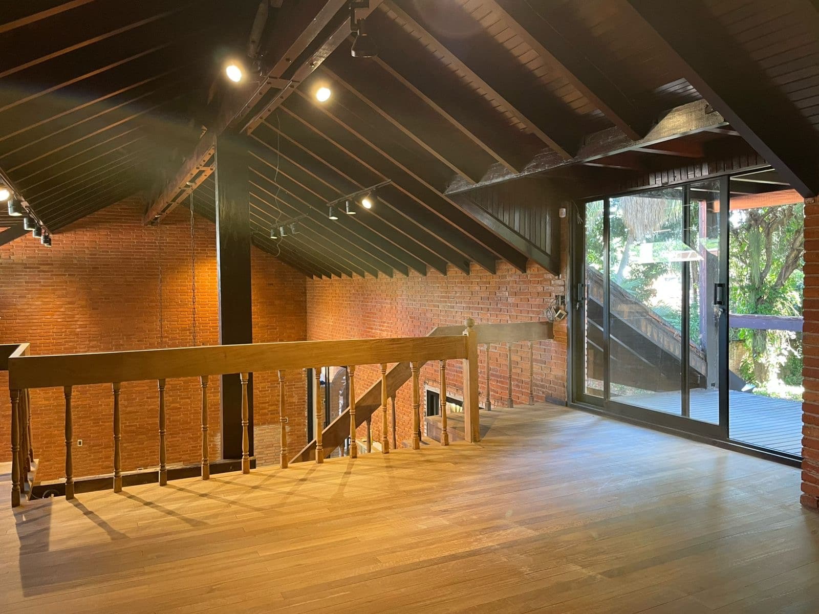 Casona para uso comercial con 1793m2 de terreno sobre mariscal lopez, foto 5