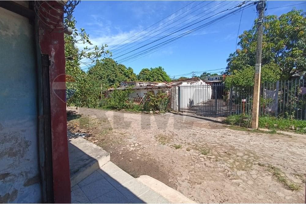 En Venta! Casa En Laurelty - Luque!, foto 2