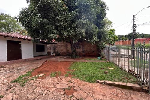 Terreno Con Casa En Zona Defensores Del Chaco, foto 2