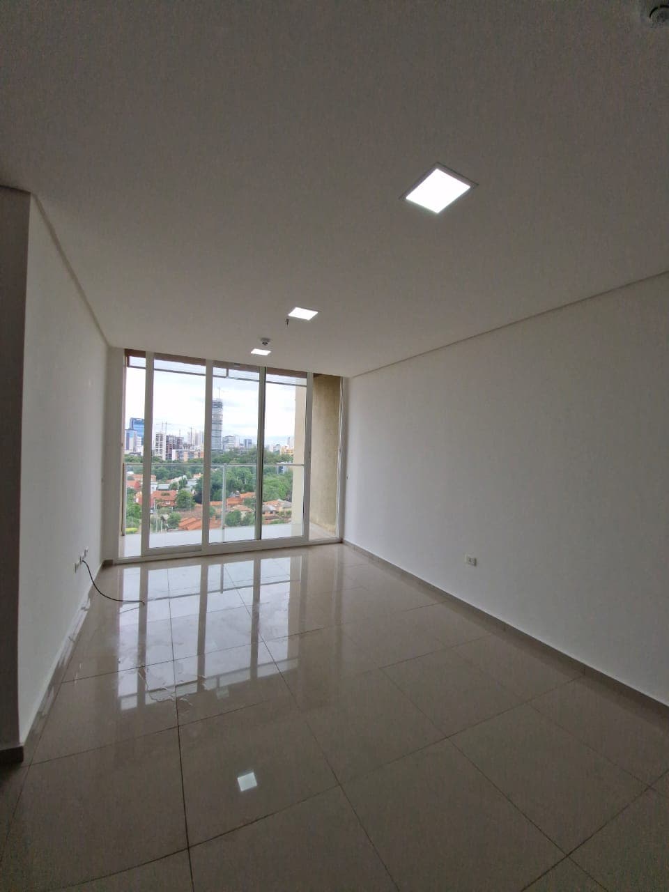 Hermoso Dpto de 2 Habit en Mburucuya — foto 3