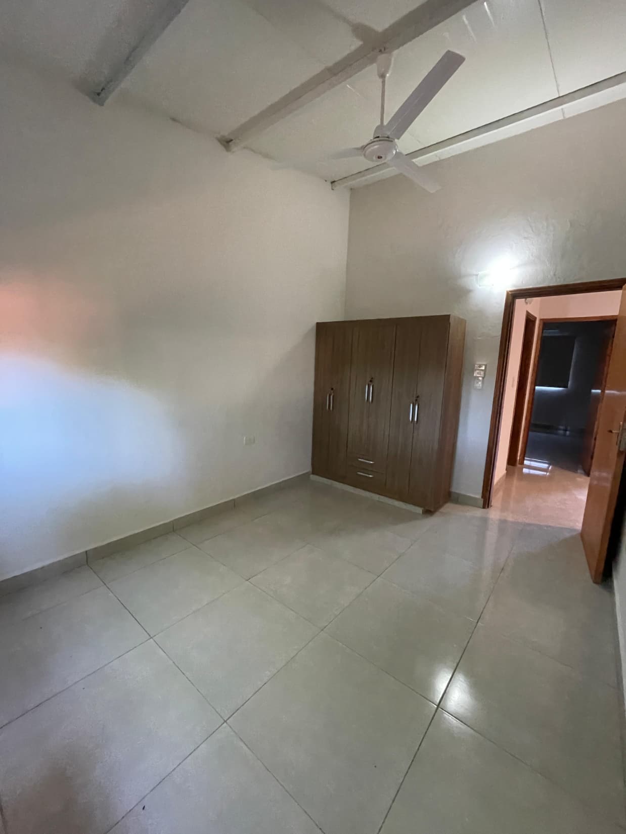 Departamento de 2 dormitorios en Luque, foto 4