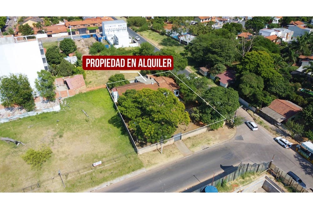 Casa - Alquiler - Madame Lynch, Paraguay Vive Cómodo! — foto 4