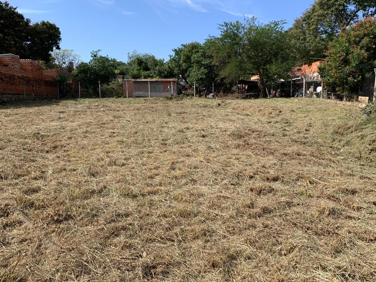 4 Terreno -Total 1.484 M2 - Sobre Avda.del Yach !! — foto 2
