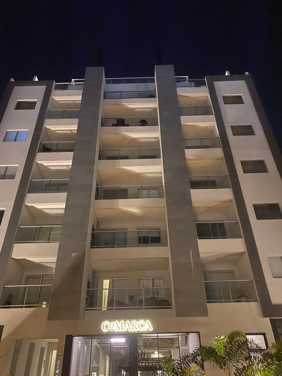 Departamento en alquiler – edificio comarca