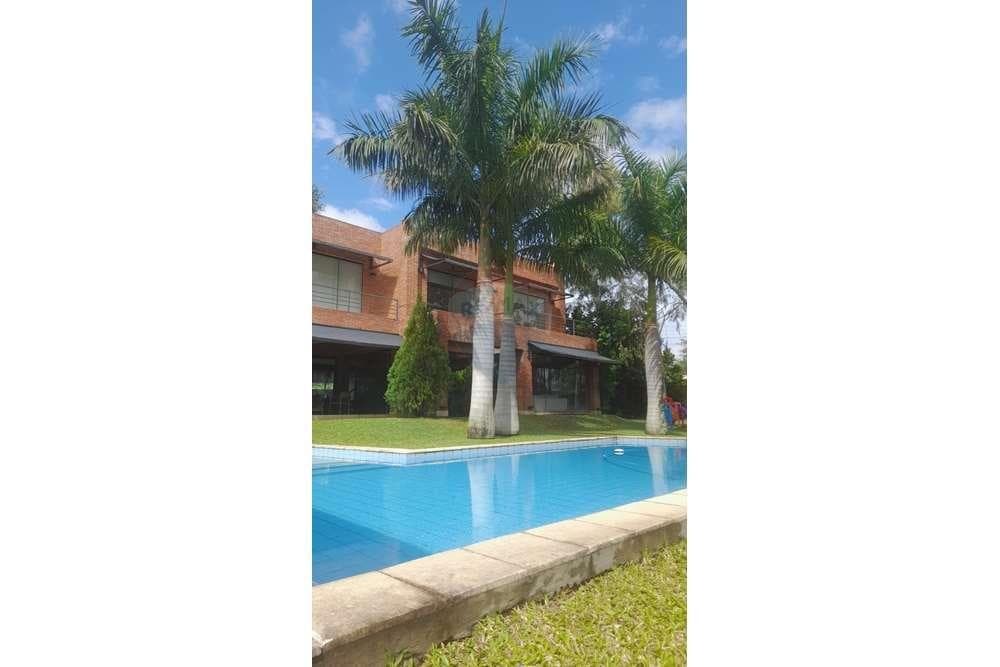 Casa con amplio terreno en surubi'i, foto 2