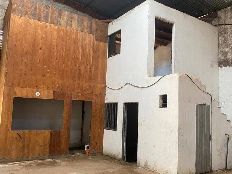 Tinglado a pasos de puente remanso Mariano Roque Alonso, foto 3