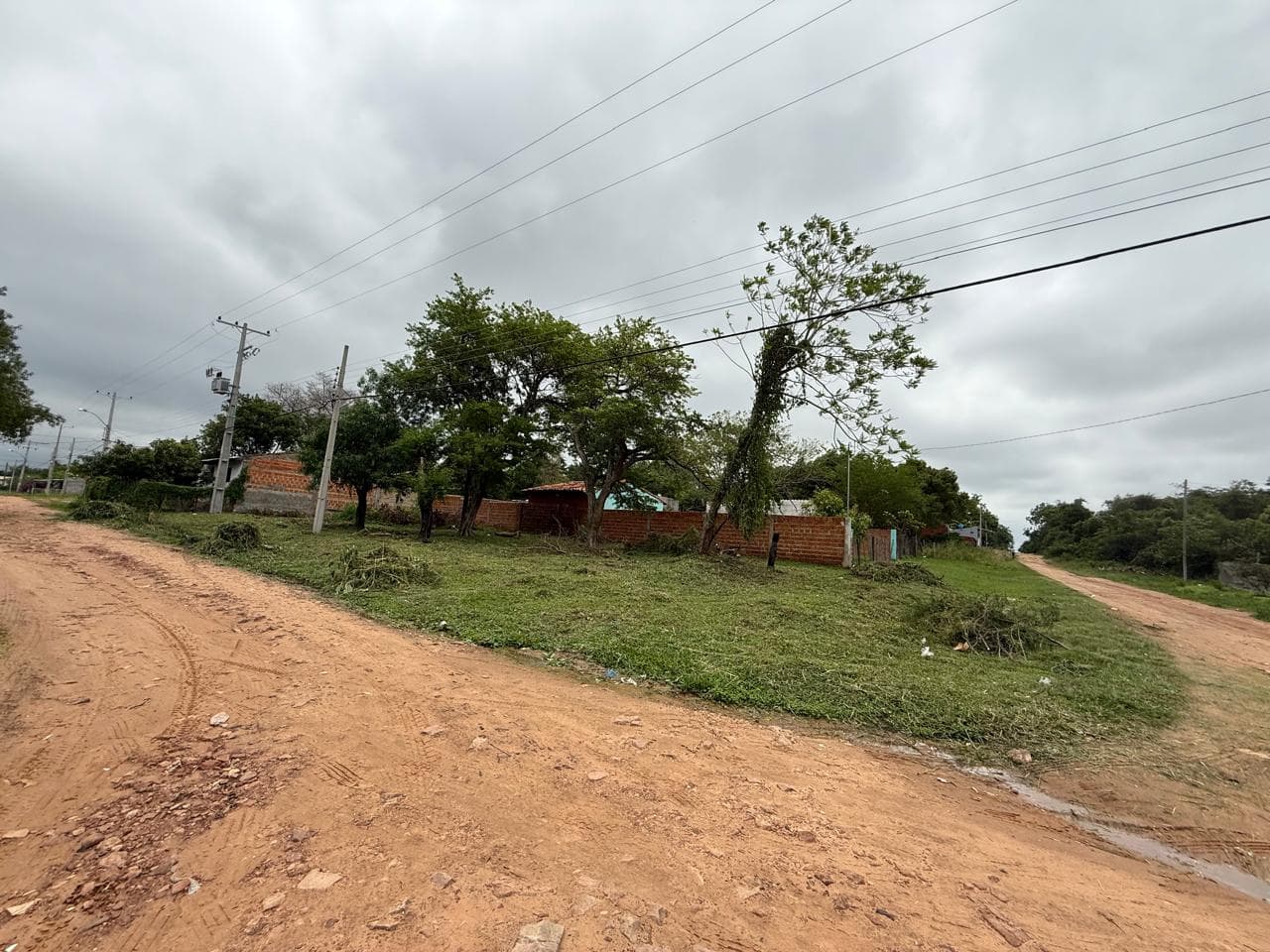 Terreno En Esquina En Limpio Piquete Cue — foto 2