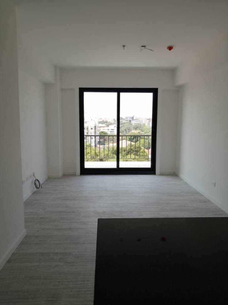 En alquiler departamento de 1 dormitorio en barrio Jara, foto 2