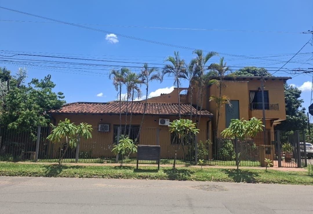 VENDO CASA en Fernando de la Mora – Zona Norte