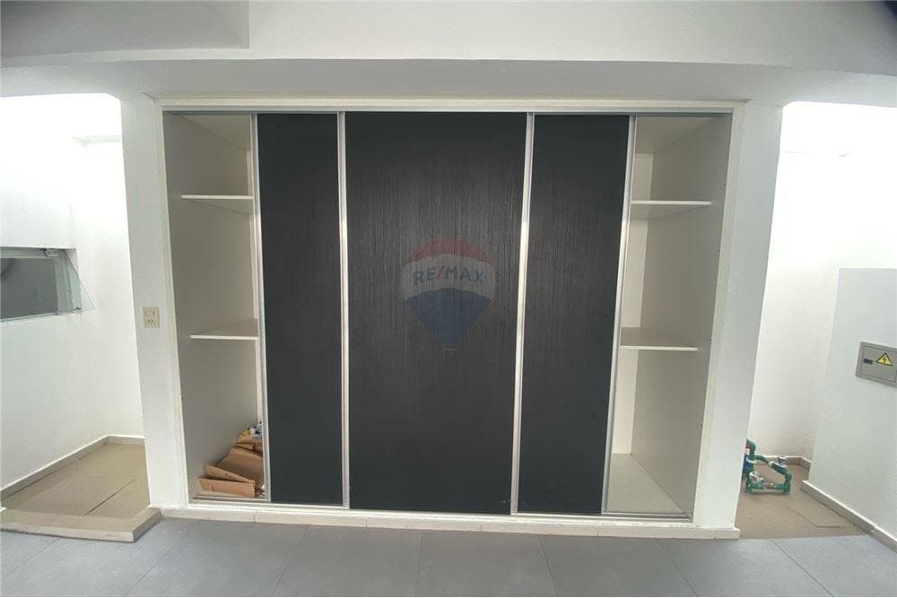 Triplex en barrio Jara, foto 5