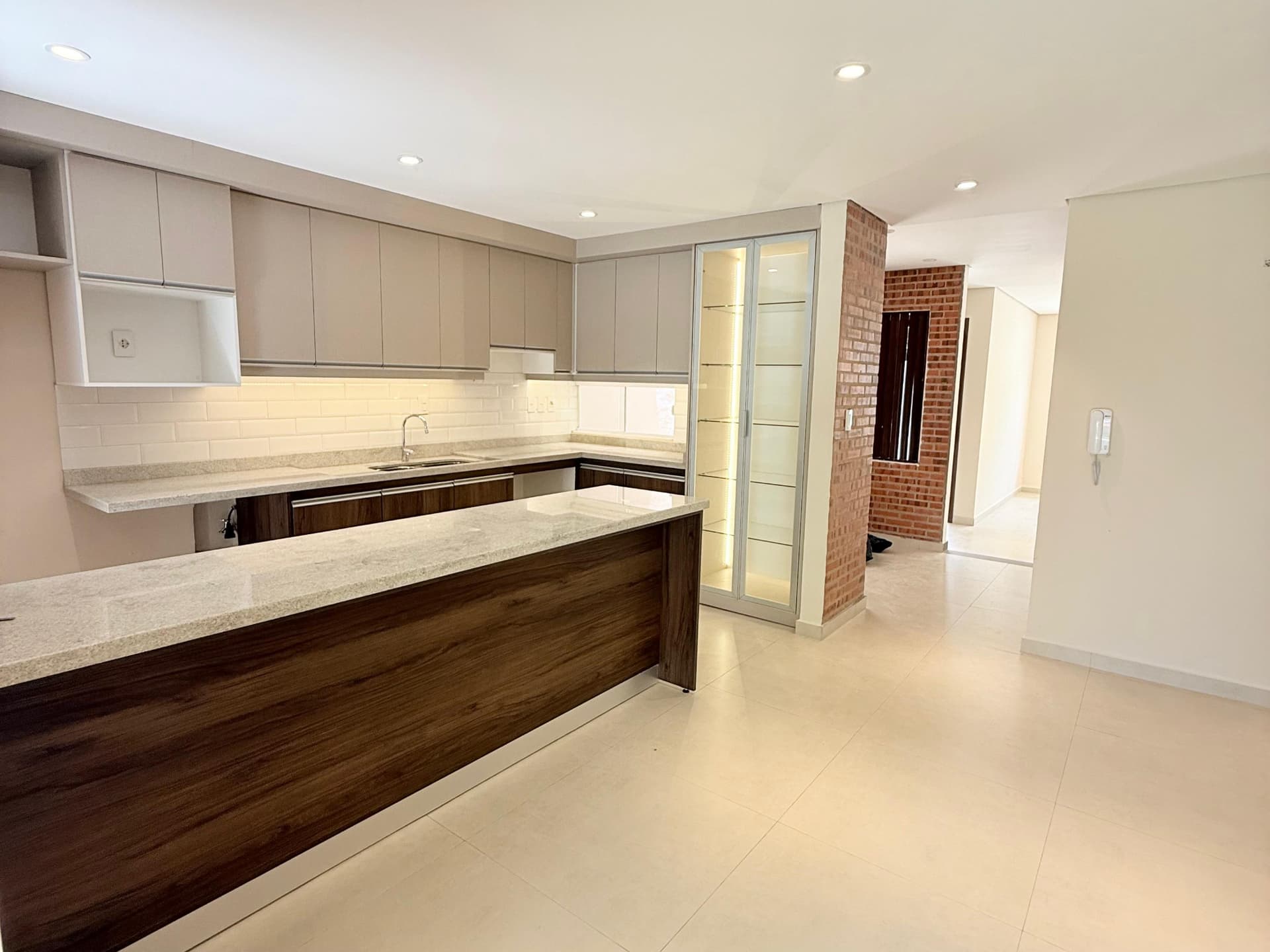 Duplex En Mburucuya Zona Cpj, foto 4