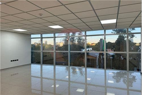 Oficina - alquiler Villa Morra, foto 3