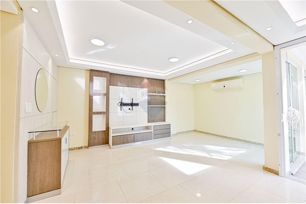Impecable y Moderno Dúplex en Lambaré, foto 4