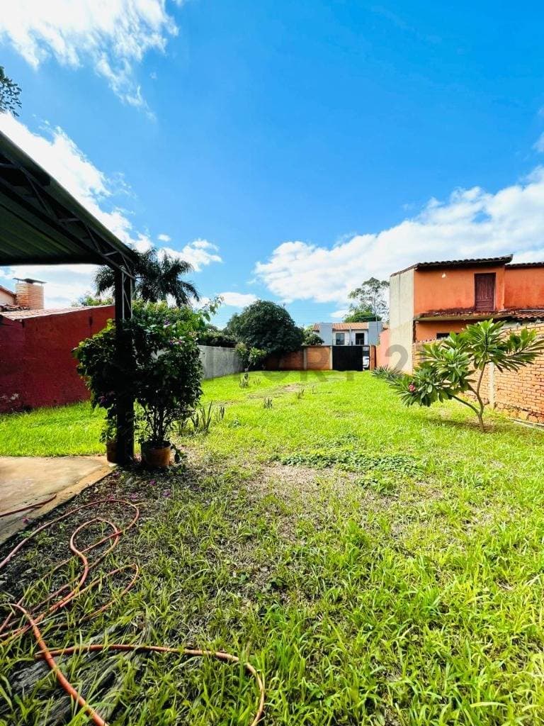 De terreno amurallado barrio san miguel San Lorenzo (zona laguna grande) — foto 2