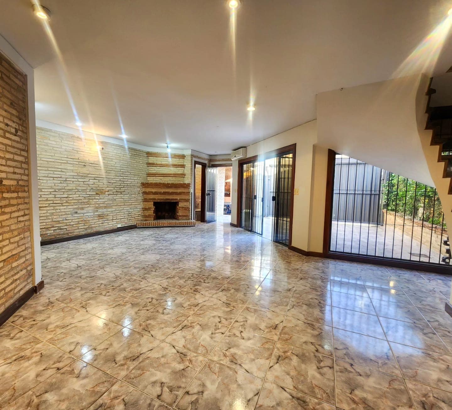 Vendo Duplex De 159 M2 Sobre Concejal Vargas Y Del Maestro - Clho6325880