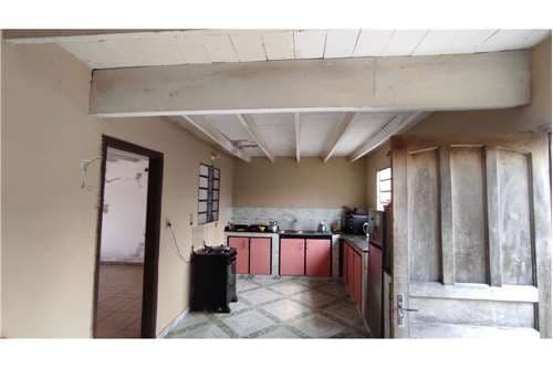 Casa-Venta-Defensa Nacional esq., Lambaré, Central, foto 3