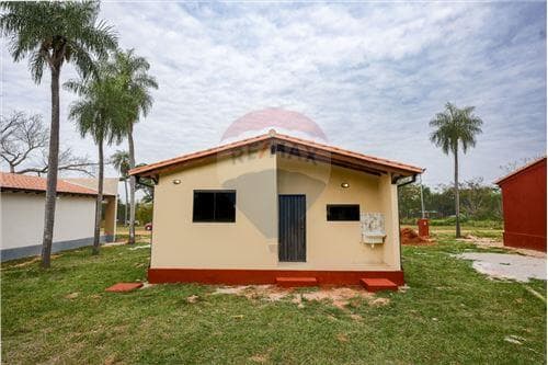 casa a estrenar de 2 habitaciones Luque, foto 2