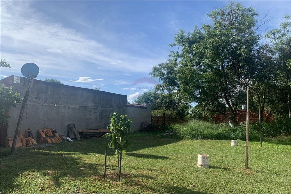 Vendo terreno en San Lorenzo, lugar denominado "Laurelty"