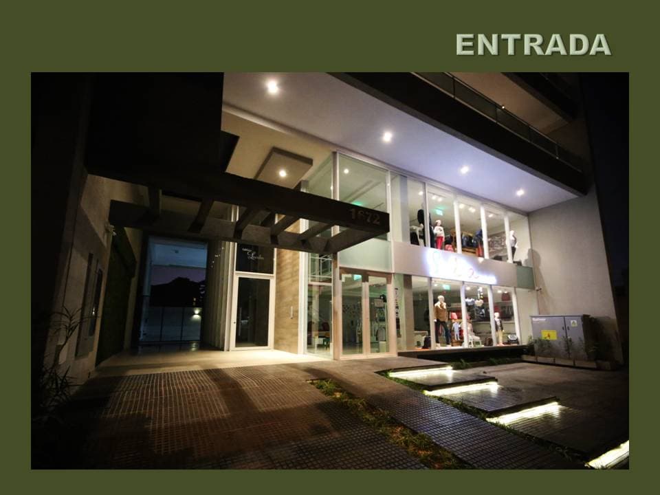 Dpto. Semi nuevo de 147 m2. en el barrio Carmelitas, foto 1