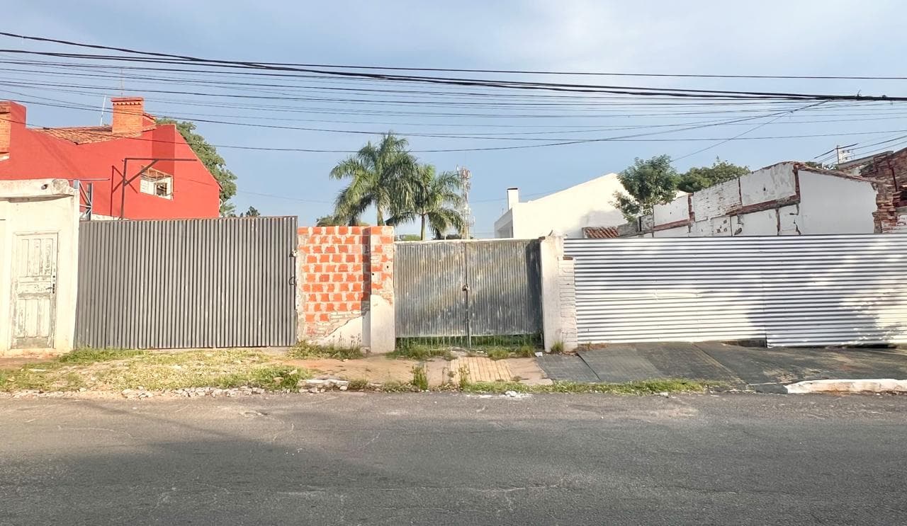 Hermoso Terreno de 646 m2 en el Barrio Sajonia - CLLA7032822 — foto 3