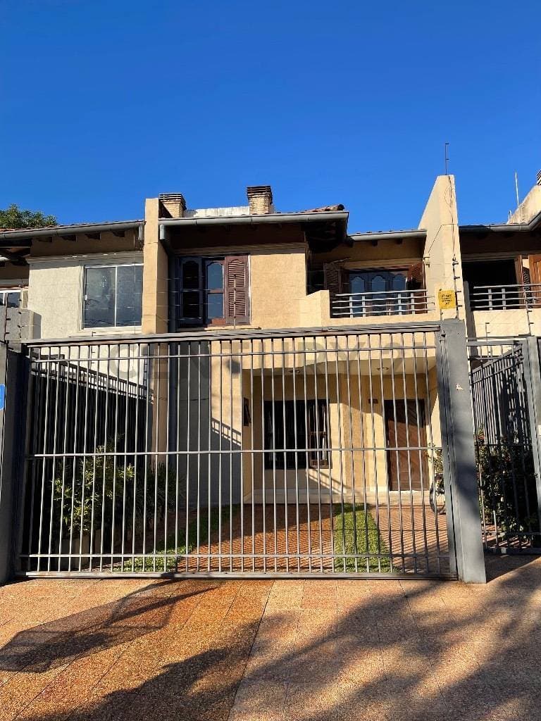 Duplex en Bo. Ycuá Sati — foto 2