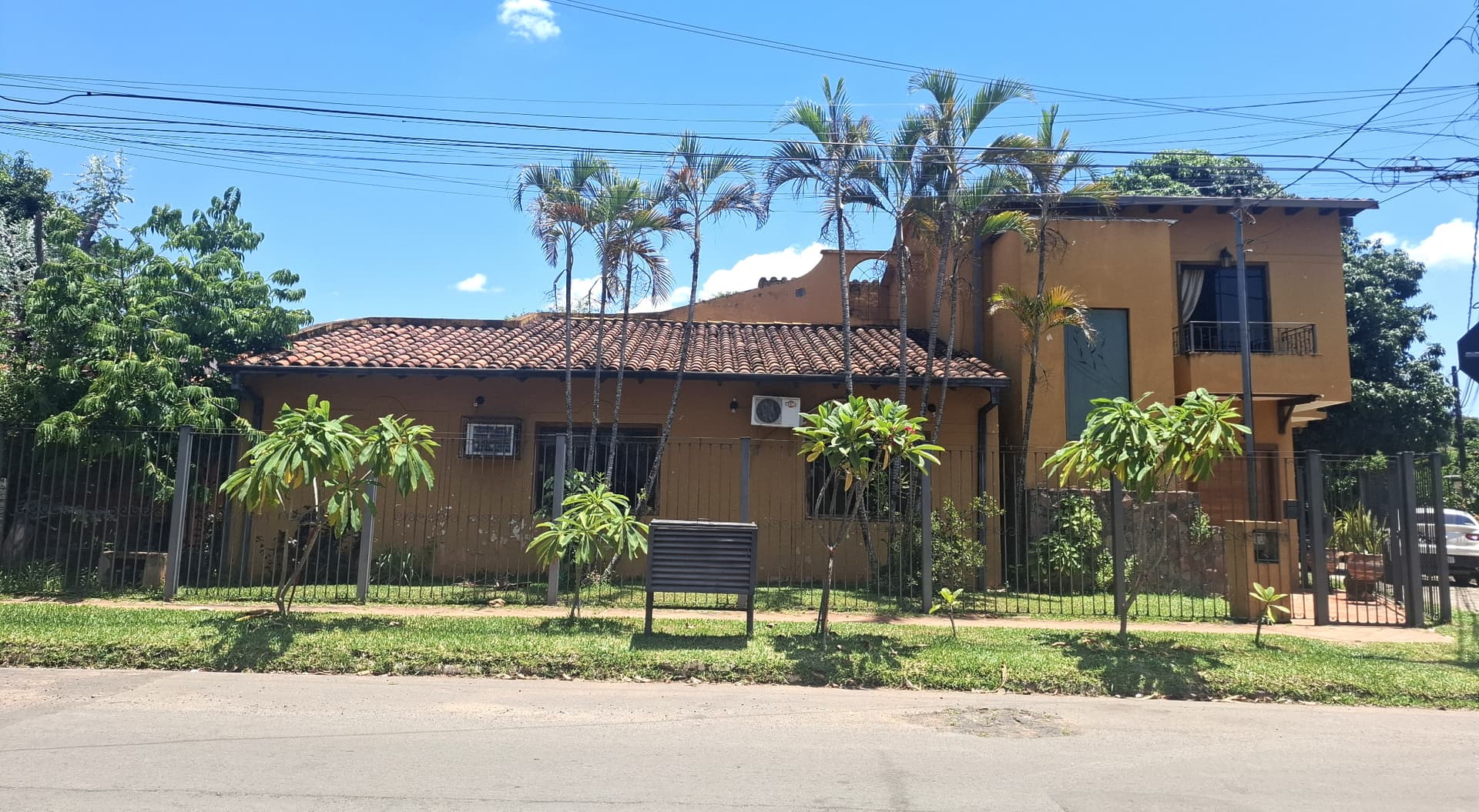 Casa en Fernando de la Mora zona norte, foto 2