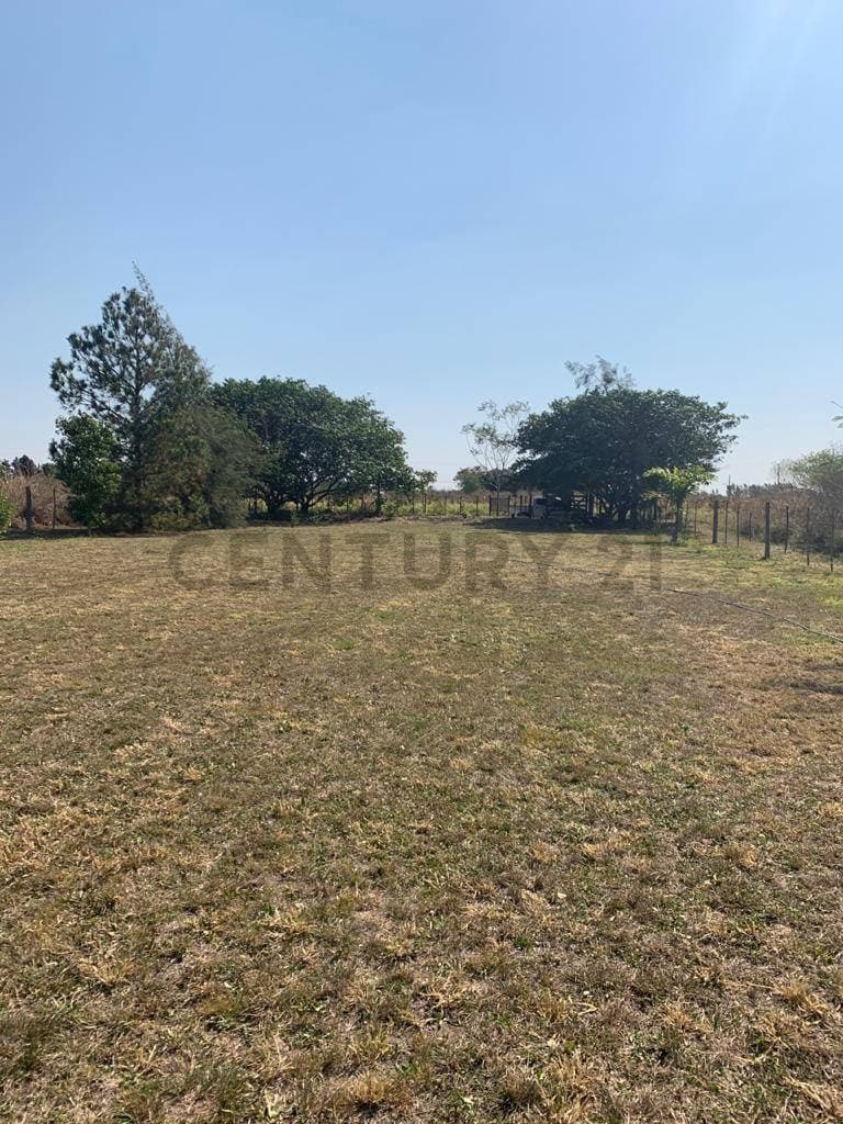 Terreno en venta en condominio surubi’i, foto 2