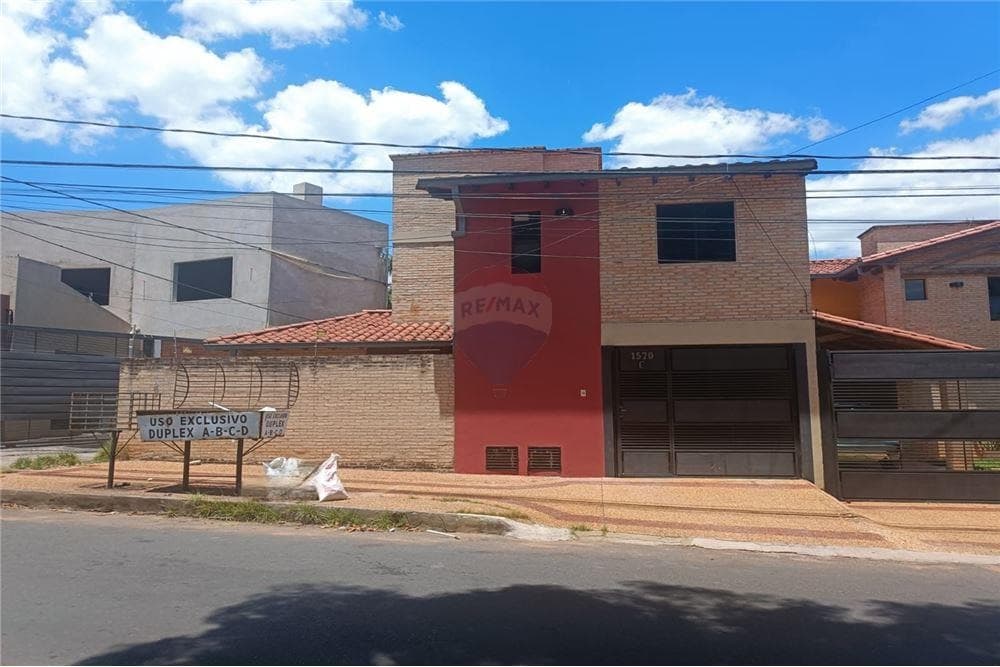 Alquilo Duplex de 3 Dorm. en B° Nazareth