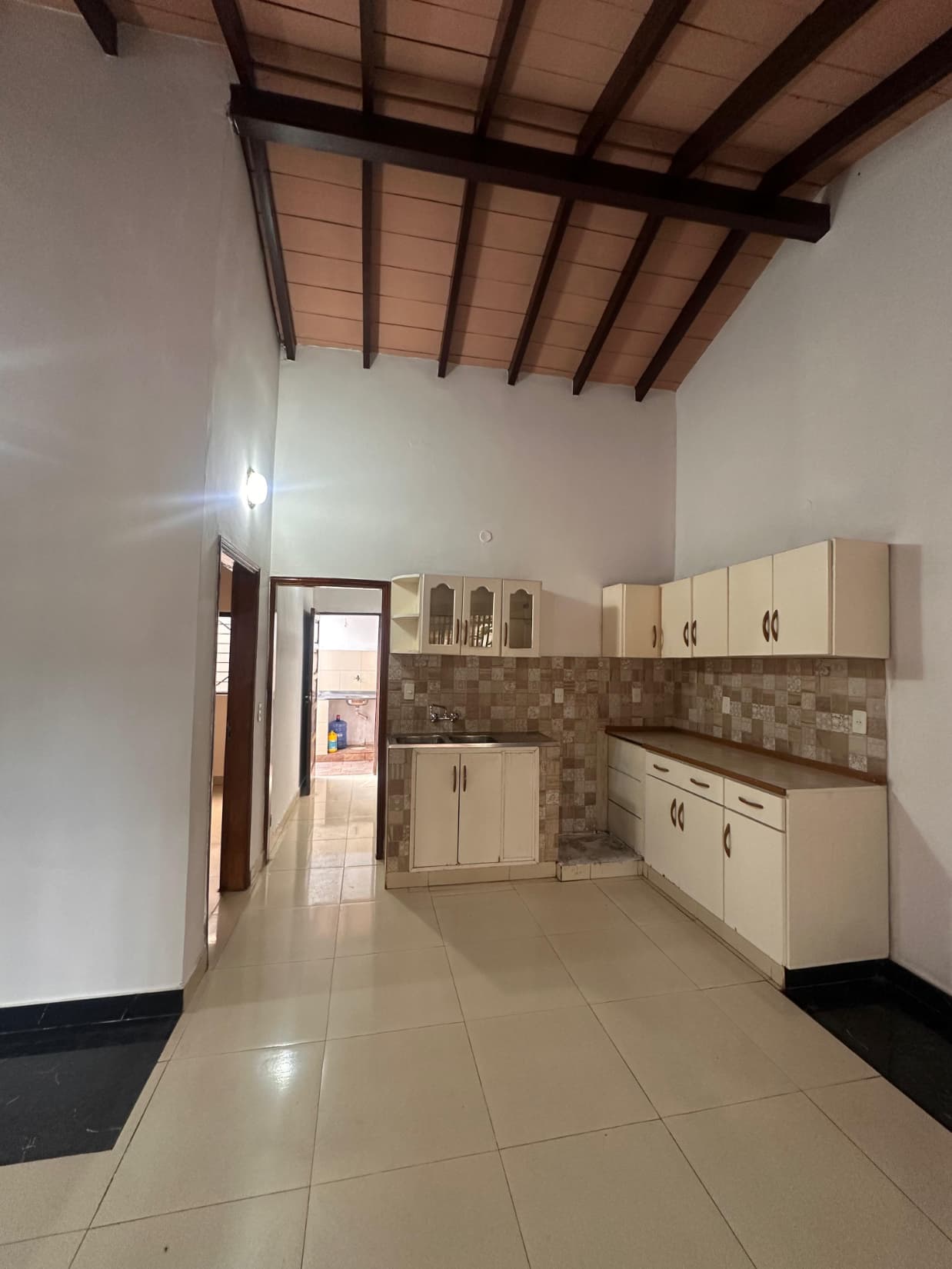 Casa en venta de dos dormitorios– Fernando de la Mora Zona Sur, foto 2