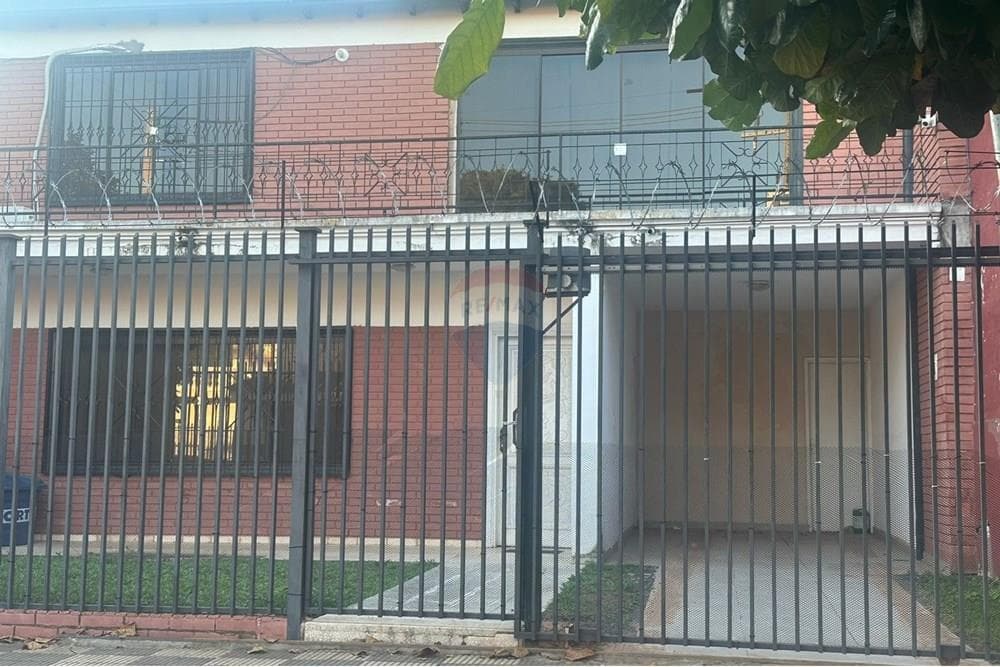 Alquilo casa en Asunción barrio san vicente