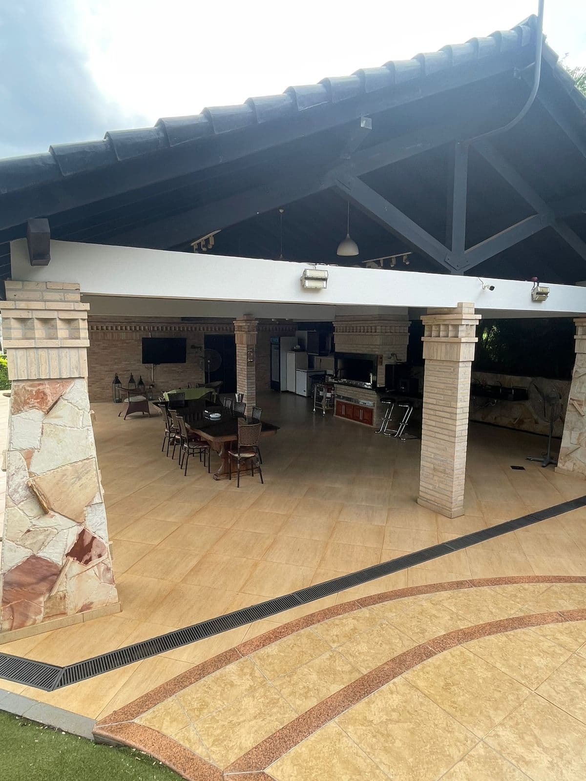 Lujosa Casa en el Paraná Country Club, foto 1