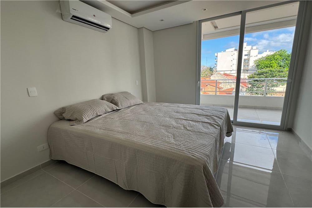 Departamento en alquiler barrio Mburucuya, foto 3