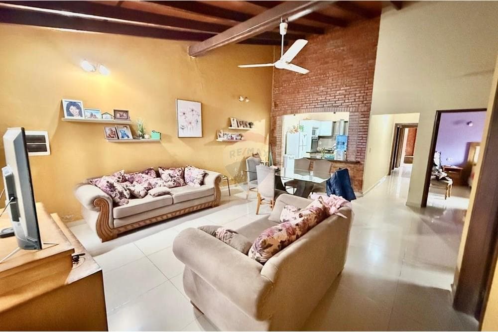 Casa con piscina en ita con amplio terreno, foto 2