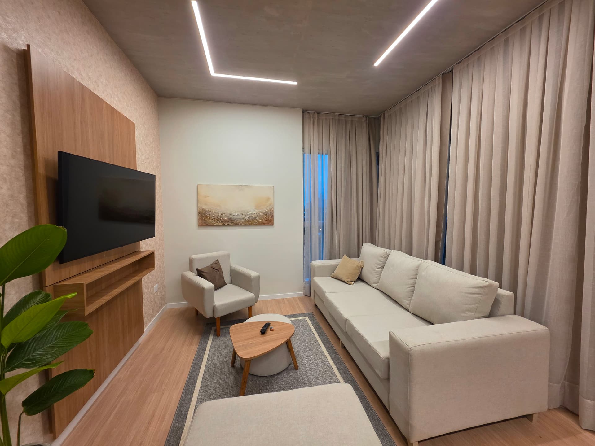 Departamento amoblado en alquiler de 2 habitaciones. Barrio Las Lomas, foto 4