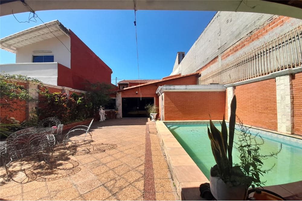 Casa con Piscina Bo. Bernardino Caballero Asunción — foto 4
