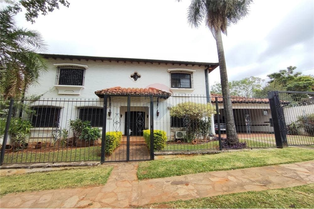 Casa estilo colonial en san rafael asuncion, foto 1