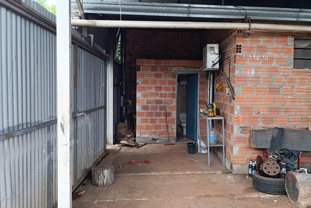 Terreno con tinglado en capiata zona aratiri, foto 4