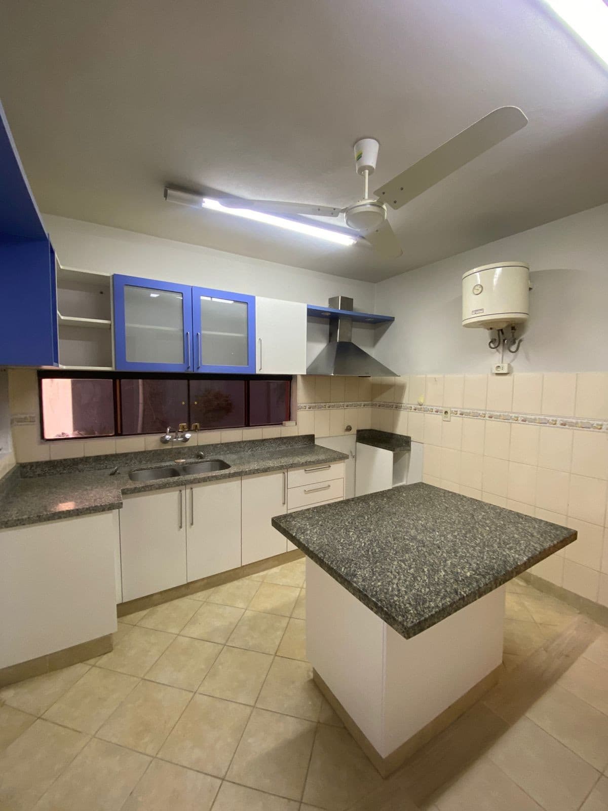 Residencia en condominio pacheco-barrio los laureles-asuncion, foto 4