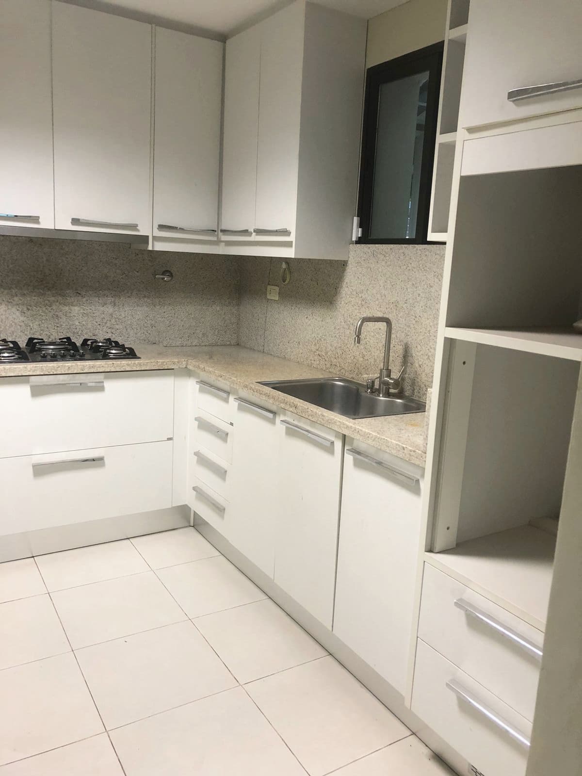 Hermosa Residencia En Barrio Las Mercedes, foto 3